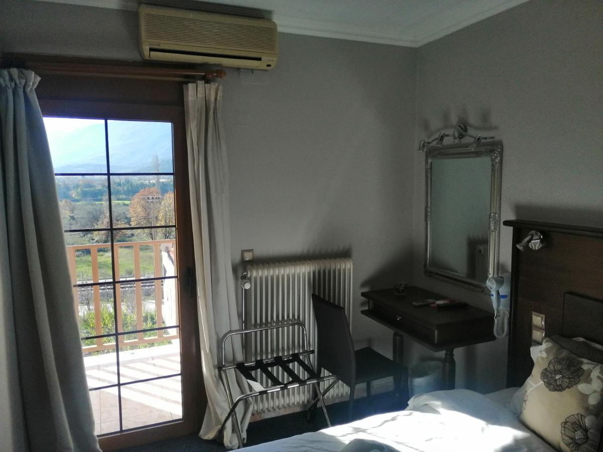 Liknon Otel Kalampáka Dış mekan fotoğraf